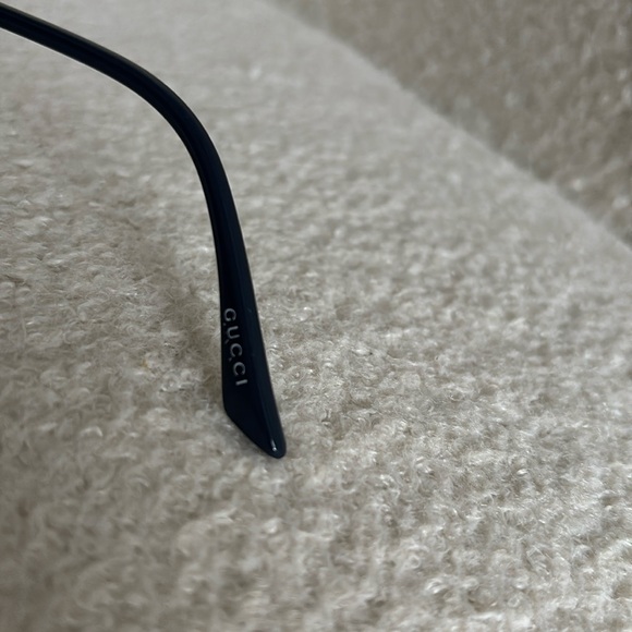 Gucci Aviator Frame Sunglasses - Navy Blue and Silver - Picture 4 of 6